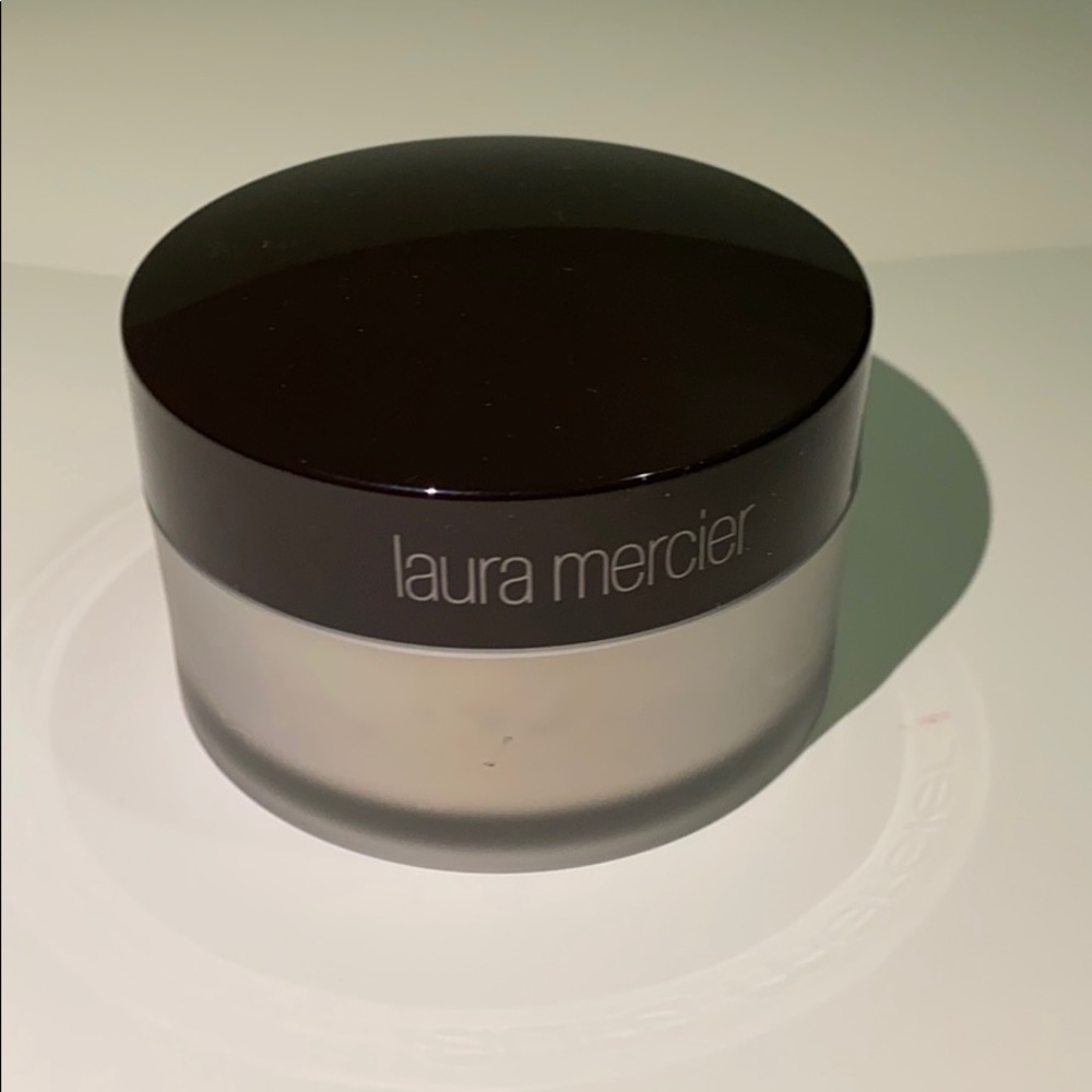 Laura mercier translucent power